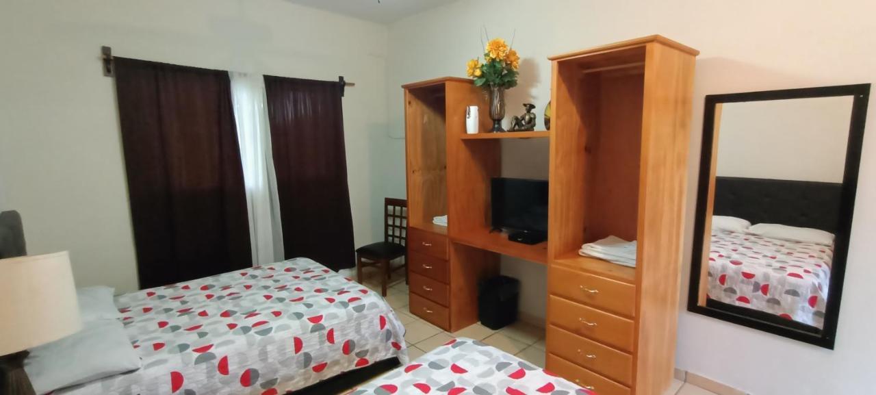 Hotel La Estancia Río Verde Kültér fotó