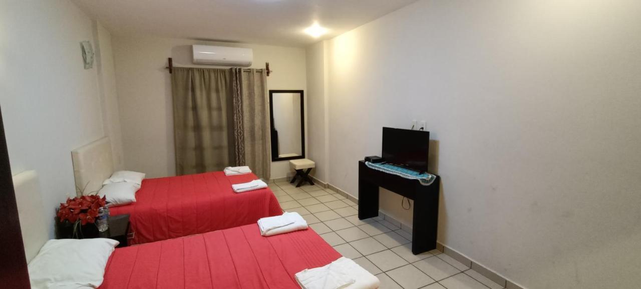 Hotel La Estancia Río Verde Kültér fotó